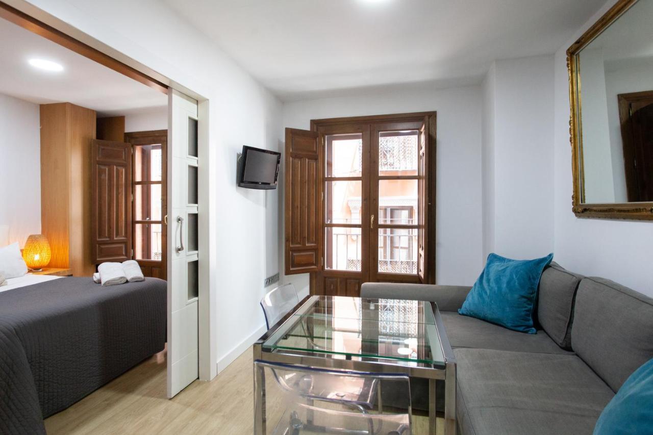 Apartamentos Elvira 21 Granada Exterior photo